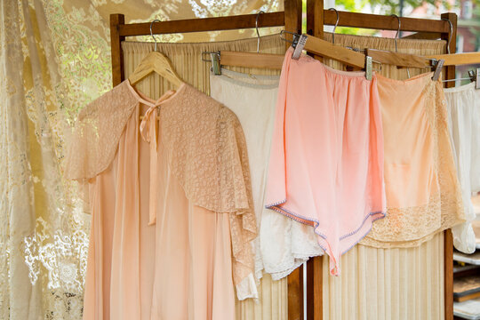 New York City, NY, USA.  Jazz Age Lawn Party at Governors Island. Fashion from teh 1920's