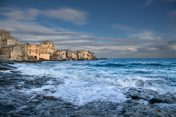 Picturesque houses at the shore of the small fisherman&rsquo;s village Erbalunga, corsica, france