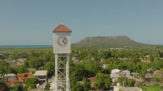 El Reloj de Montecristi, ubicado en el Parque Duarte de San Fernando de Montecristi, Rep&uacute;blica Dominicana.