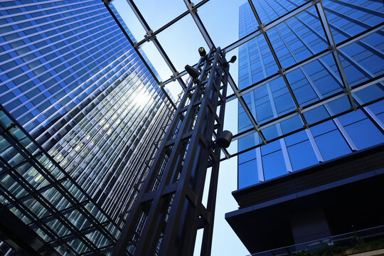 A modern building with a glass exterior