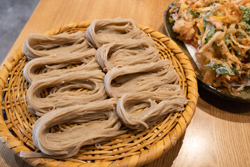 つきやの戸隠蕎麦