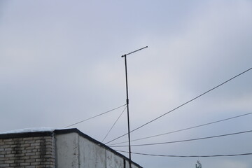 antenna on the roof of the house, electrical wires, antenna,