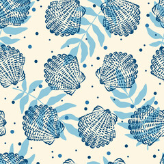 Retro seamless marine pattern of blue sea shells. Vintage geometric pattern.