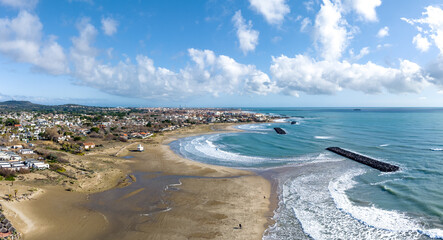 Panorama de la plage de rochelongue à Agde dans le département de l'hérault en occitanie...