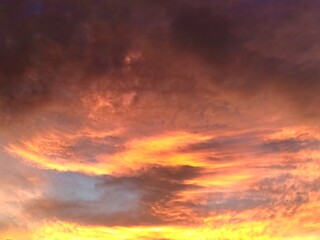 Fototapeta premium Dramatic and colorful sunset views