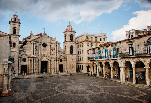 Courtyard in front of the Havana Cathedral (built 1748&ndash;1777), Havana, Cuba

