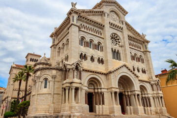 Fototapeta premium Facade of Saint Nicholas Cathedral in Monaco-Ville, Monaco