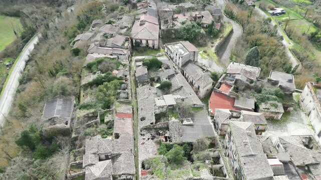 apice vecchio, ghost town, irpinia, italy