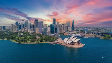 Sierkussen Sydney Cruiseschip bij Circular Quay Sydney  © Elias Bitar