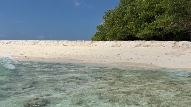 Ukulhas beach Maldives tropical white sand turquoise water exotic island beaches