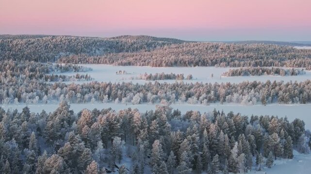 4Kドローン映像　真冬のフィンランドの朝日