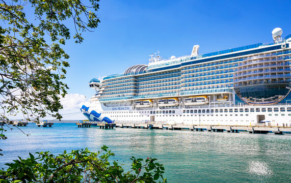 Mahogany Bay, Roatan, Honduras - March 03, 2025: Cruise ship Sun Princess docked at port Mahogany Bay, Roatan. The island is a popular Caribbean cruise destination