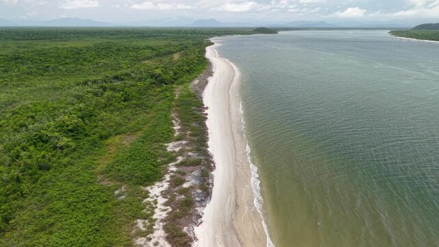 Aerial view of wild beach in Pe&ccedil;as Island - Paranagu&aacute; Bay - Guaraque&ccedil;aba, Paran&aacute;, Brazil