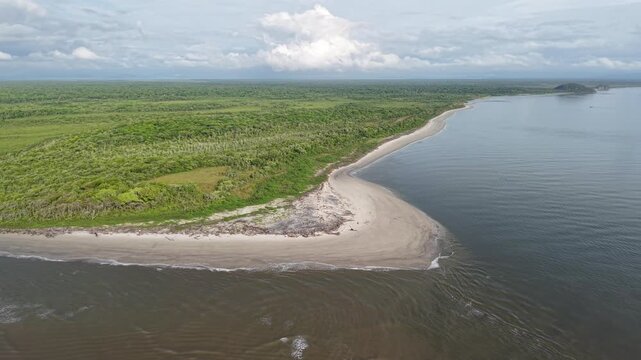 Aerial view of wild beach in Pe&ccedil;as Island - Paranagu&aacute; Bay - Guaraque&ccedil;aba, Paran&aacute;, Brazil
