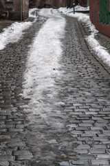 Schneespur in der Stadt