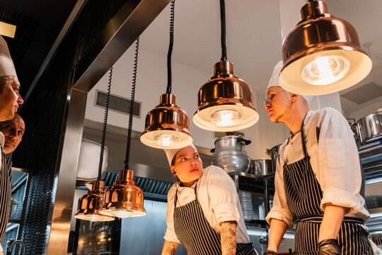 Chef team discussion 