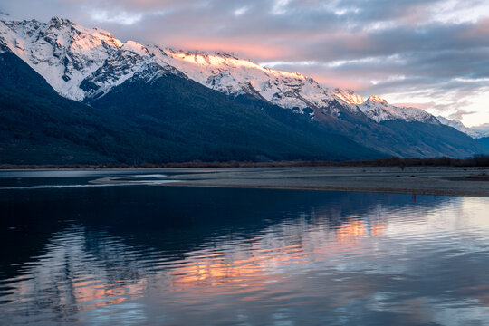 Glenorchy Mountains sunrise in New Zealand