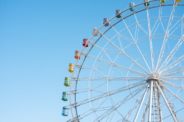 カラフルな観覧車