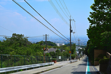 坂の先にある景色 © Y.Adachi