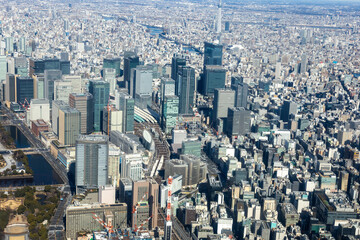 日比谷上空から東京駅方向を空撮