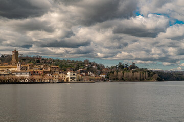 Obraz premium Lakeside Italian Village