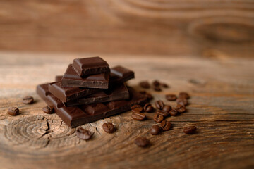 Schokolade mit Kaffeebohnen
