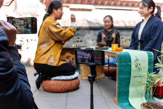 Capturing a traditional tea ceremony on camera