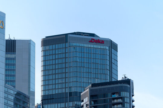 Scenic view with skyline and sunset with Deka bank and Commerzbank headquarters at German city of Frankfurt on a sunny autumn evening. Photo taken November 22nd, 2025, Frankfurt am Main, Germany.