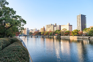稲荷大橋から見る広島の市街地 © y.tanaka