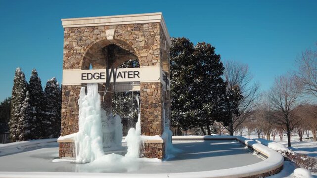 Water Edge Land Mark Lancaster SC Front Angle Slow Motion (4K) 60fps