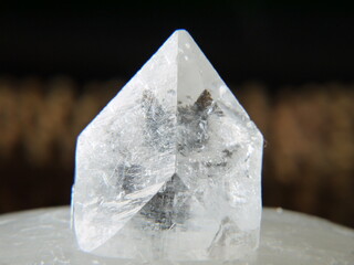 綺麗な天然石（アポフィライト）