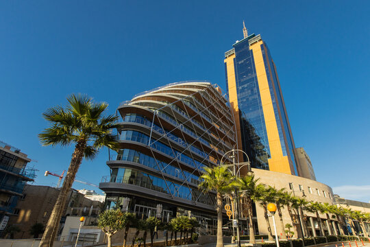 Portomaso Business Tower and the adjacent Aragon House business center located in St. Julian's, Malta. It&rsquo;s a focal point of the island&rsquo;s modern commercial district