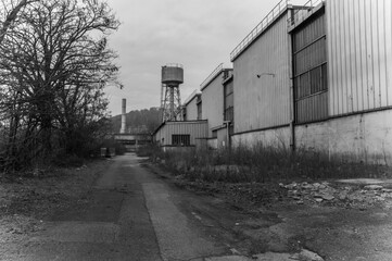 Une aci&eacute;rie abandonn&eacute;e