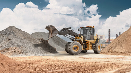  Powerful Wheel Loader Transports