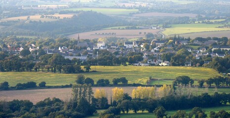 La ville de Spezet dans la campagne Bretonne vu de montgolfi&egrave;re en Finist&egrave;re France
