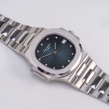 Patek Philippe Nautilus self-winding watch, reference 3800, steel case with blue dial. Milan. Italy_September 1, 2025