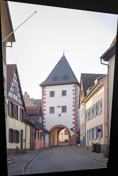 view to historic Gautor - gaugate - in Oppenheim, Germany