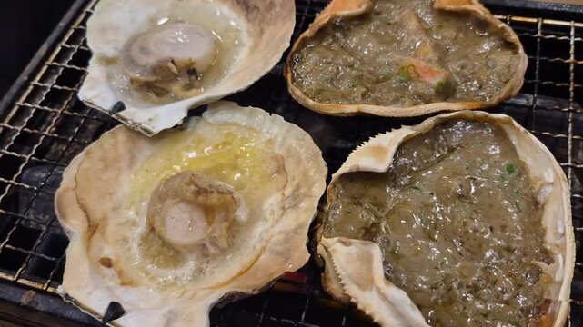 Grill seafood izakaya scallop crab kani miso Japanese food 4k