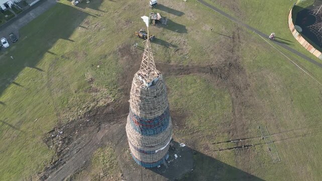 Drone footage of the world's largest bonfire as it is completed in Ballycraigy, Larne, Northern Ireland.  It reached a height of 205ft (62.5m)