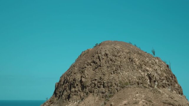 Pu'u Koa'e. Bulbous dome of massive lava. Hawaiite and trachyte. Honolua Volcanics. West Maui Mountains, West Maui Volcano, or Mauna Kahālāwai. Maui, Hawaii. 