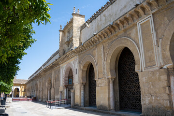 Obraz premium Exterior Wall and Arches of the Mosque-Cathedral