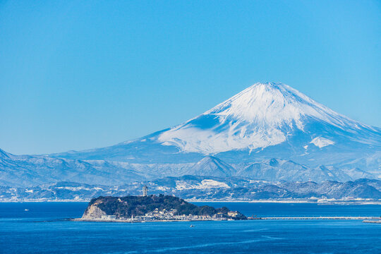 富士山 江の島」の写真素材 | 3,999件の無料イラスト画像 | Adobe Stock