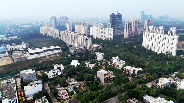 Greater Noida&rsquo;s planned urban expansion is defined by photogenic, greenery-filled roads and rapidly growing townships that create a striking visual landscape.