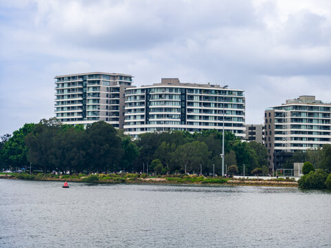 People enjoy outdoor leisure on Australia Day at Cahill Park, NSW, Australia, January 26, 2026