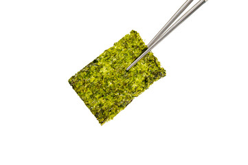 흰 배경에 젓가락으로 잡고 있는 한국 전통 김