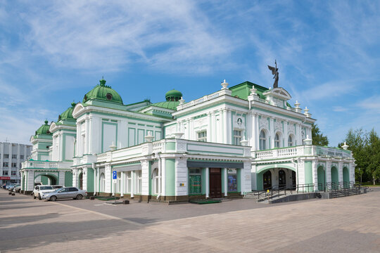 OMSK, RUSSIA - AUGUST 27, 2025: The building of the Omsk Academic Drama Theater on a sunny August day