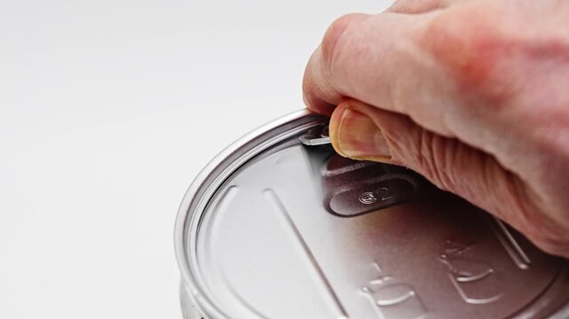 Learn how to open a can of five pepper mix easily at home