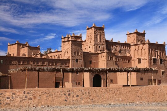 Kasbah Amridil photo, Morocco. Fortified residence in Morocco made of mudbrick. Skoura oasis landmark.