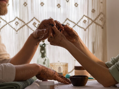 Man getting massage with scrub 