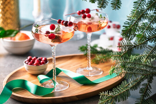 Festive Holiday Cocktail with Cranberries and Thyme